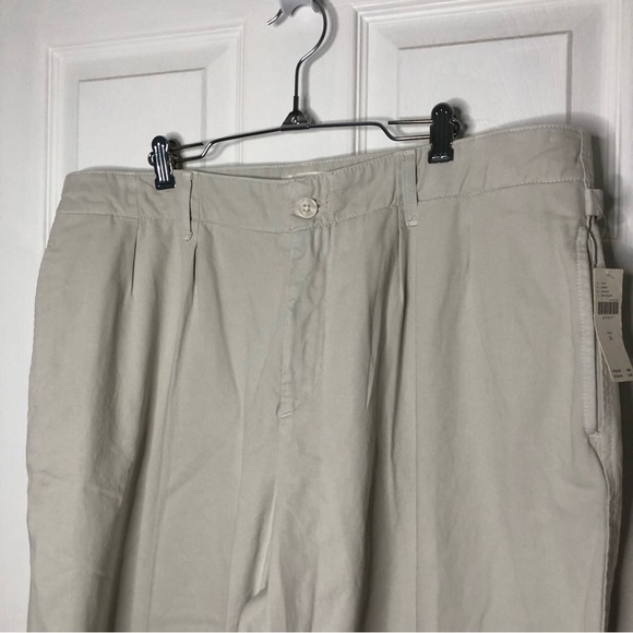 Maeve Pleated Wide Leg Chino Trousers - Picture 7 of 16